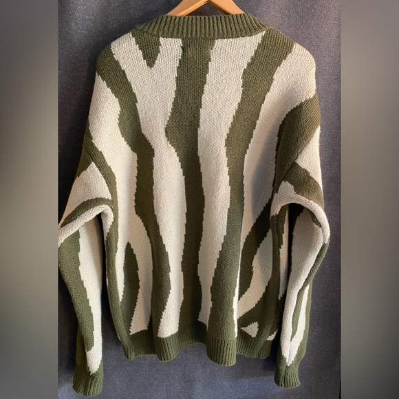 MNML Green/cream zebra cardigan NWT - Picture 2 of 8